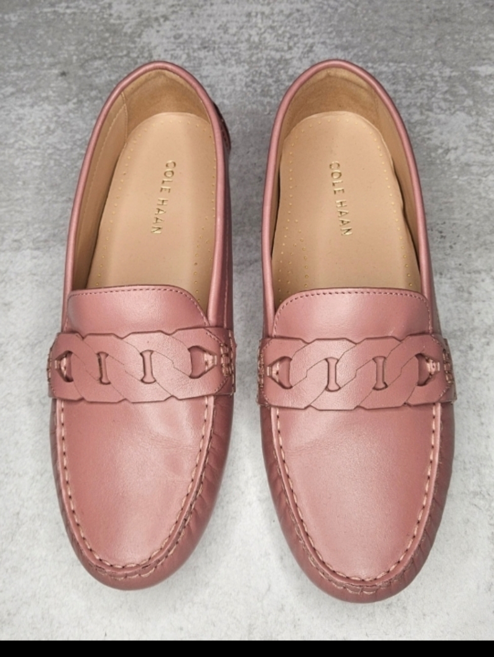 Cole Haan Evelyn Driver Chain Leather Loafers Size 7 Dusty Rose Rubber Stud Sole